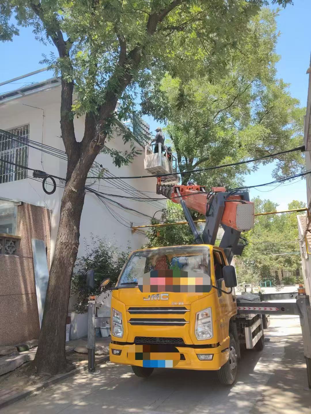 东辽县高空作业车能吊装重物吗？最大承载多少公斤？