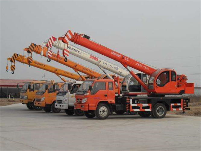 东辽县设备出现故障导致停工，怎么处理？是否有备用设备替换？